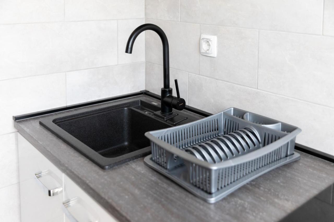 Studio Apartman Sirius スルニュ エクステリア 写真